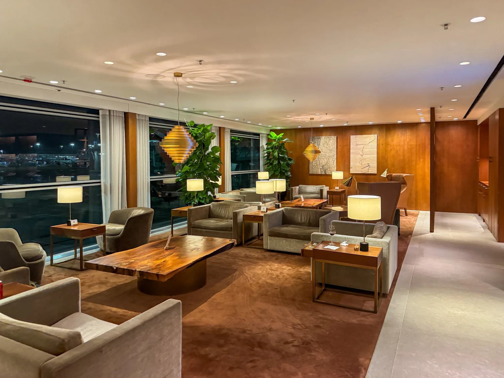 The Pier | First Class Lounge